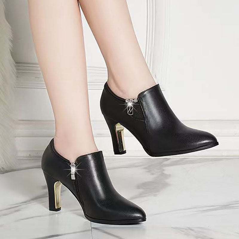 【34-42】👠 2025 jesień i zima nowe botki na szpilce ze skóry naturalnej ze spiczastym czubkiem modne i wszechstronne